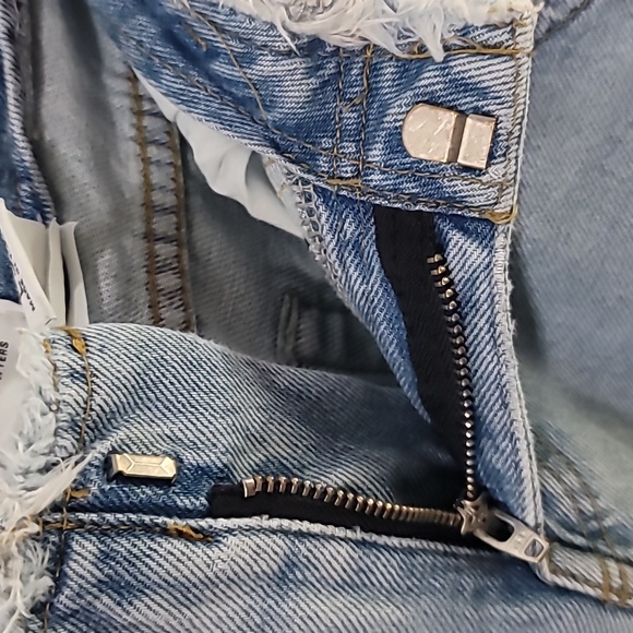 Wide Leg Puddle Light Blue Jeans - Picture 11 of 12